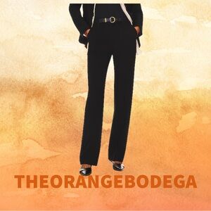 The Straight Trouser in Black
L'Academie
Size XS